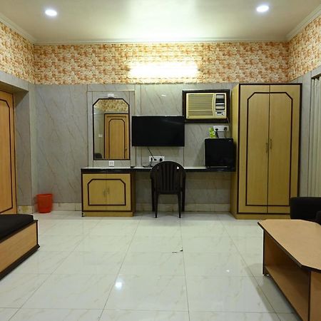 Hotel Komala Vilas 加尔各答 外观 照片
