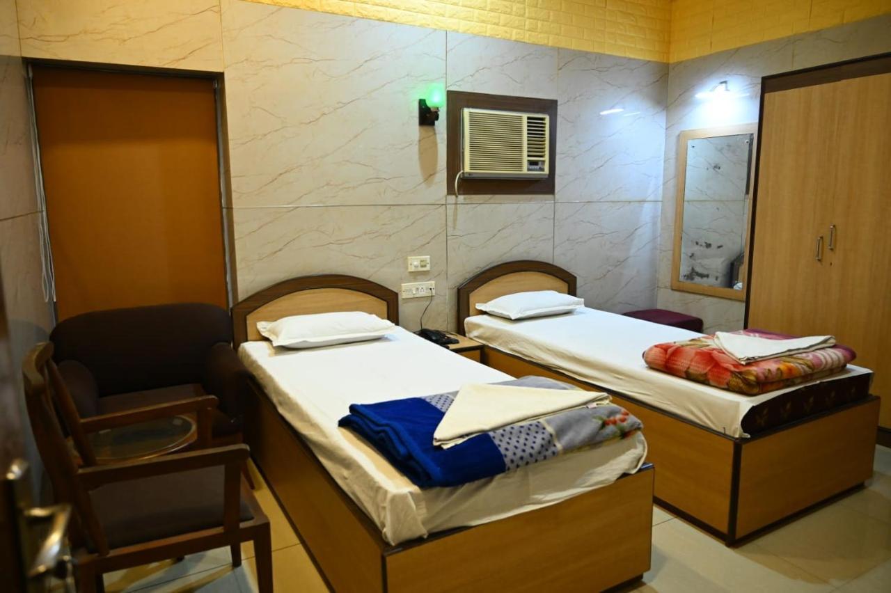Hotel Komala Vilas 加尔各答 外观 照片