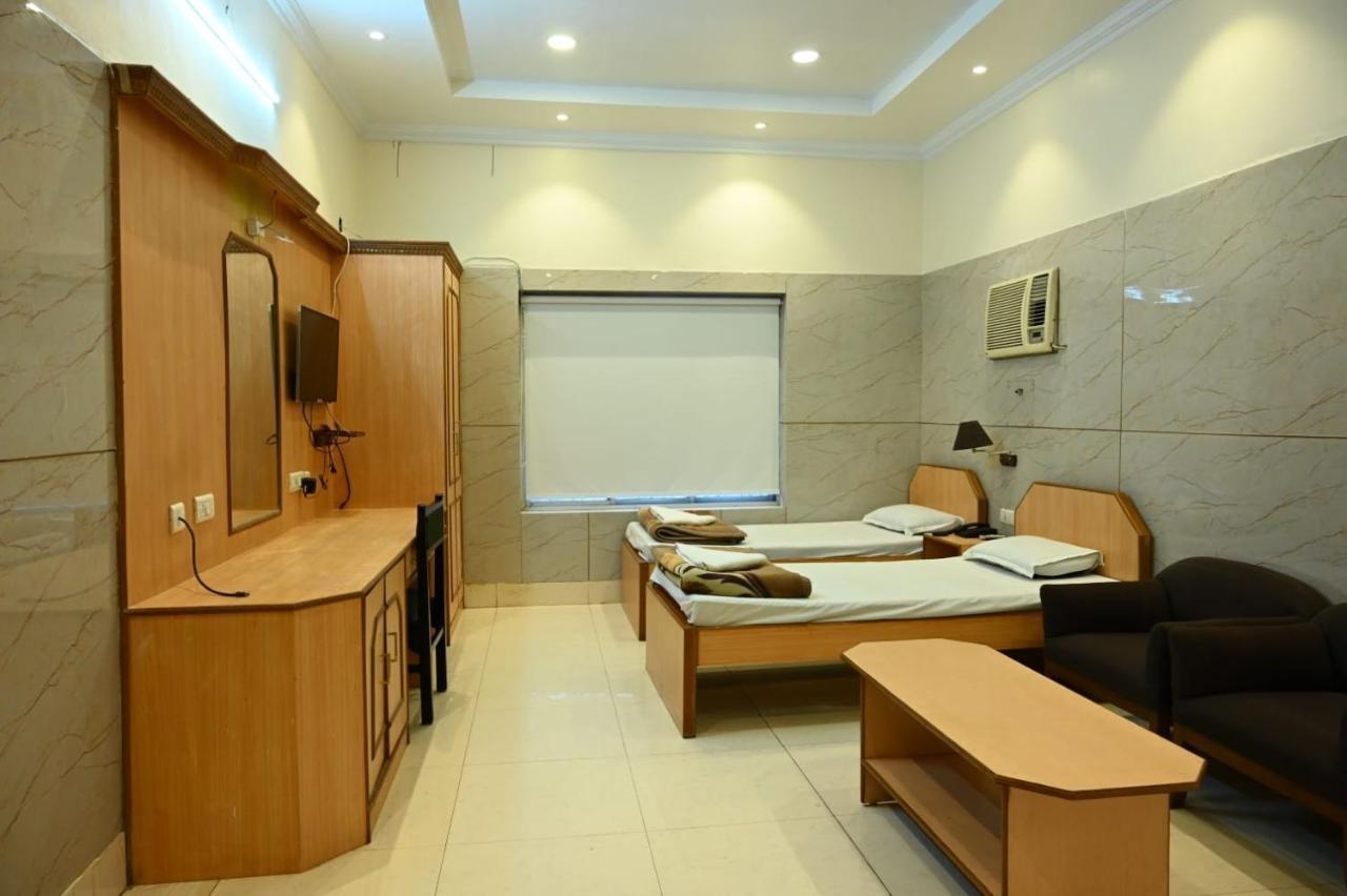 Hotel Komala Vilas 加尔各答 外观 照片